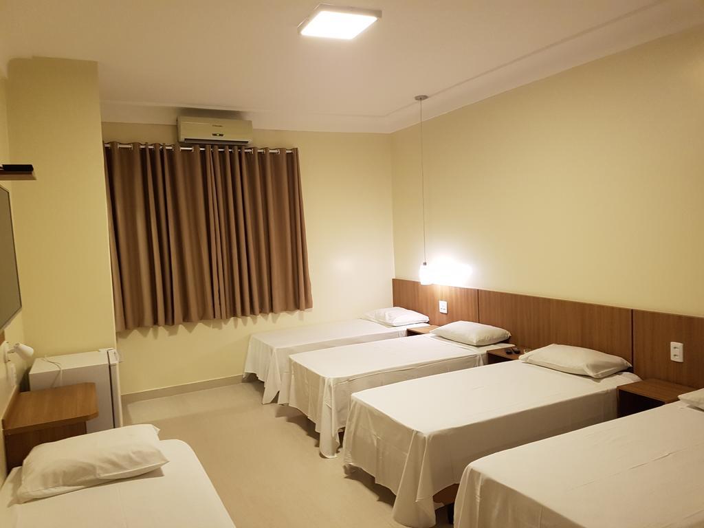 Oft Place Hotel กัวยาเนีย ภายนอก รูปภาพ