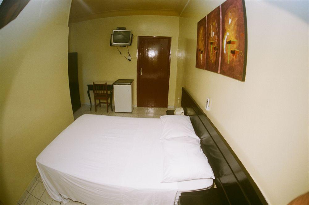 Oft Place Hotel กัวยาเนีย ภายนอก รูปภาพ